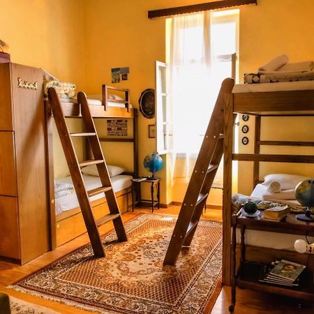 Athens Quinta Hostel Bagian luar foto
